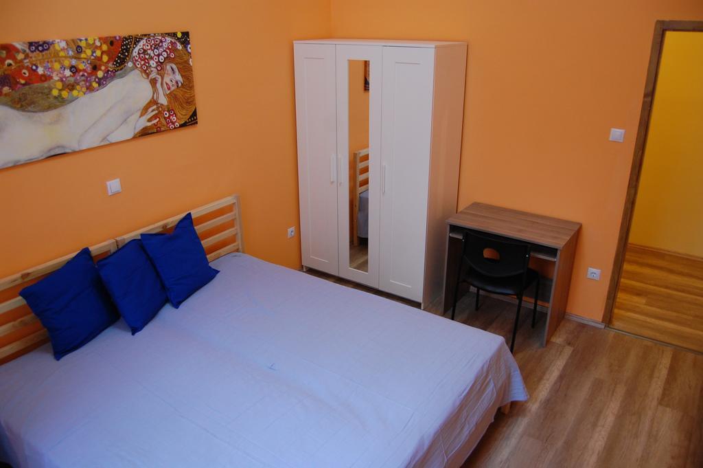 Colors Guest House Budapest Ngoại thất bức ảnh